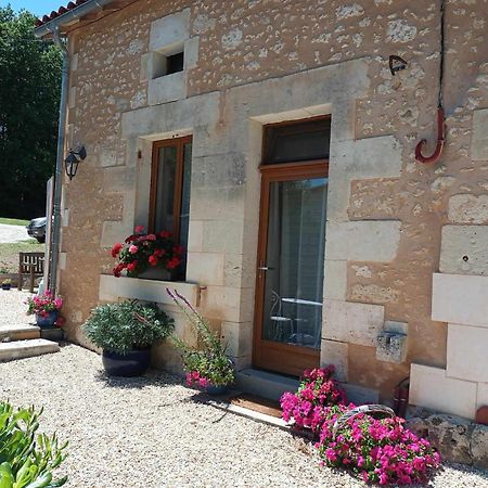 Bed and Breakfast La Vieille Grange - Saint-Privat-Des-Pres Экстерьер фото