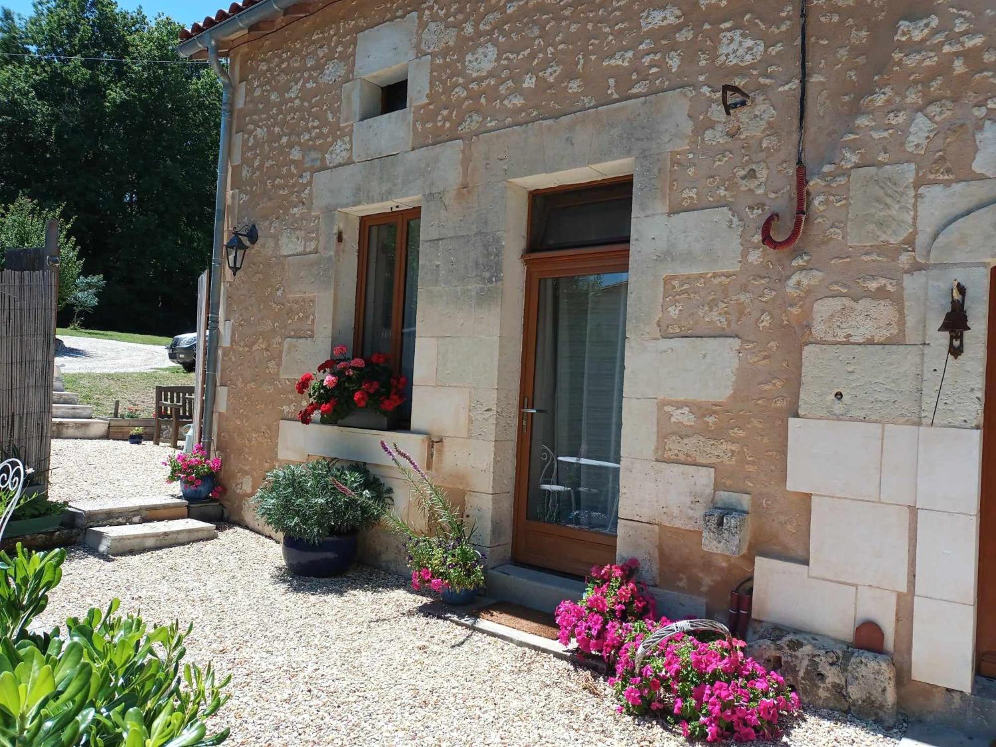 Bed and Breakfast La Vieille Grange - Saint-Privat-Des-Pres Экстерьер фото